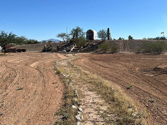 Tucson, Arizona, 85756, United States, 4 Bedrooms Bedrooms, ,2 BathroomsBathrooms,Residential,Forsale,2004439