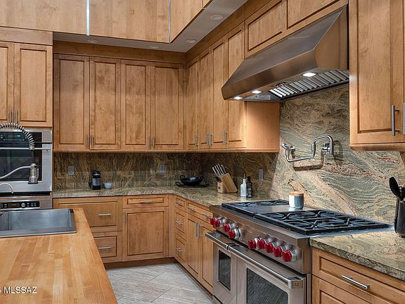 Oro Valley, Arizona, 85755, United States, 3 Bedrooms Bedrooms, ,4 BathroomsBathrooms,Residential,Forsale,2004446