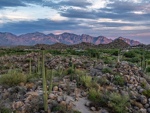 Oro Valley, Arizona, 85755, United States, 3 Bedrooms Bedrooms, ,4 BathroomsBathrooms,Residential,Forsale,2004447