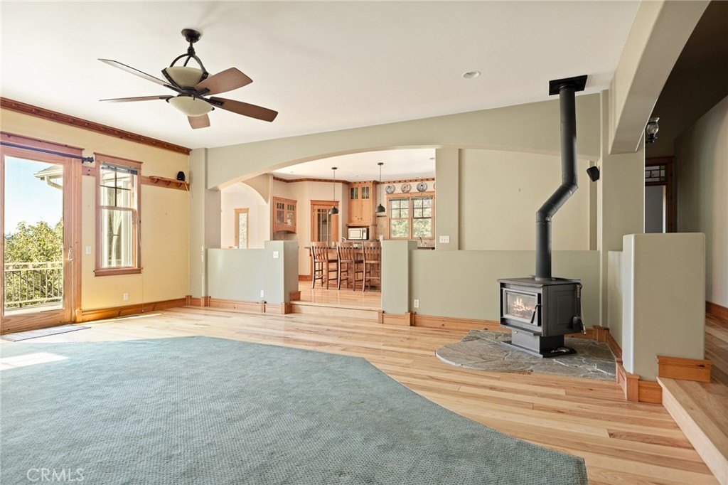 Running Springs, California, 92382, United States, 2 Bedrooms Bedrooms, ,3 BathroomsBathrooms,Residential,Forsale,1971043