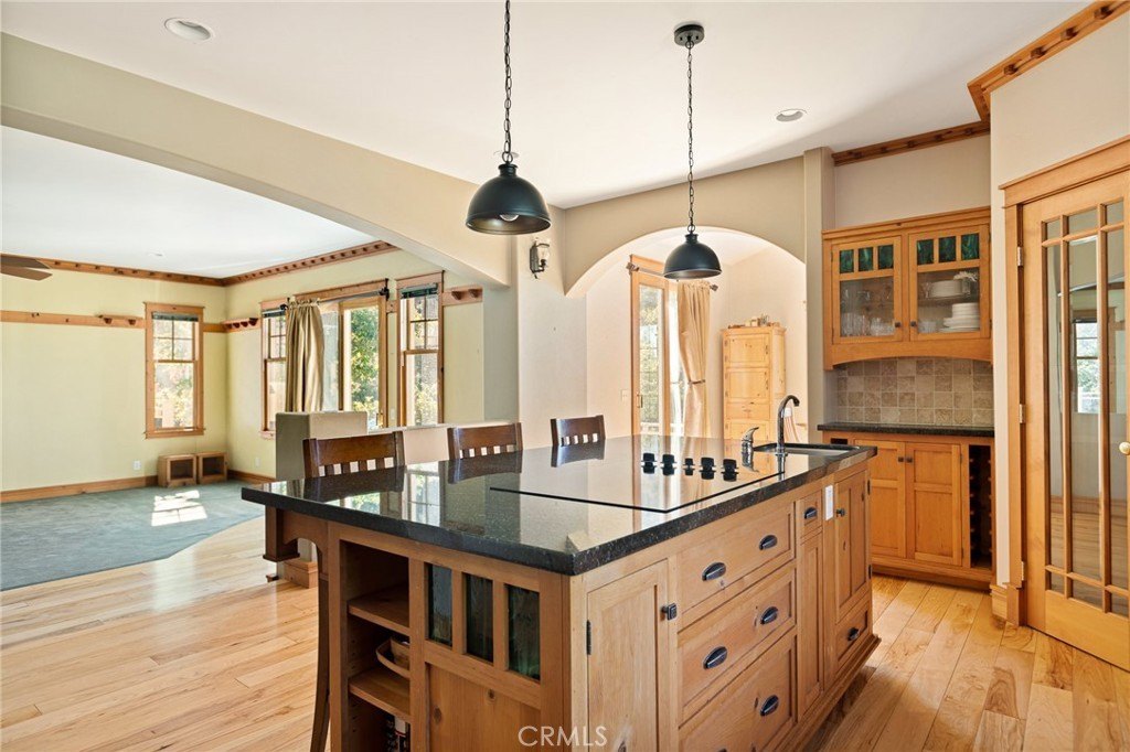 Running Springs, California, 92382, United States, 2 Bedrooms Bedrooms, ,3 BathroomsBathrooms,Residential,Forsale,2013206