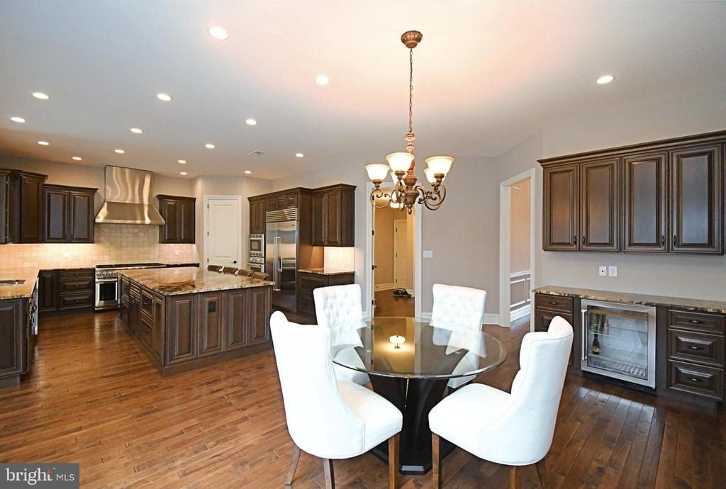 NEWTOWN, Pennsylvania, 18940, United States, 6 Bedrooms Bedrooms, ,5.5 BathroomsBathrooms,Residential,Forsale,2004533