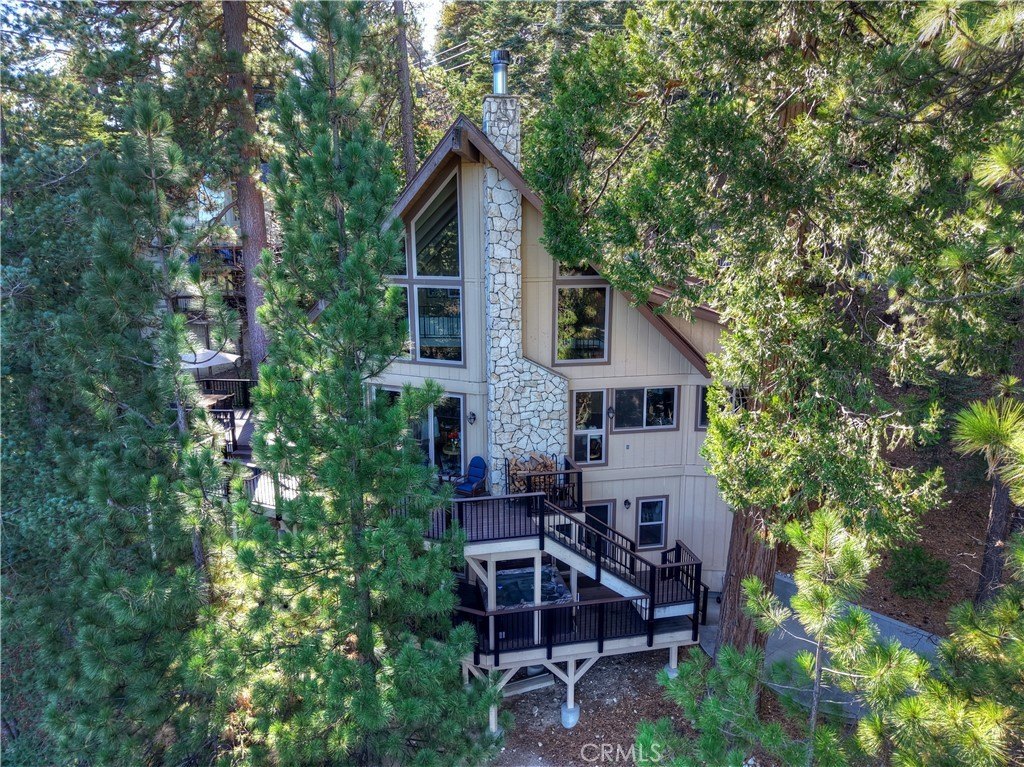 Lake Arrowhead, California, 92352, United States, 4 Bedrooms Bedrooms, ,4 BathroomsBathrooms,Residential,Forsale,2004864