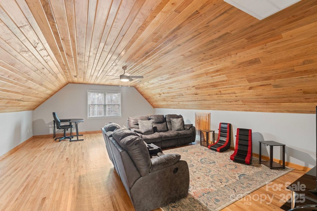 Granite Falls, North Carolina, 28630, United States, 4 Bedrooms Bedrooms, ,3.5 BathroomsBathrooms,Residential,Forsale,2007716