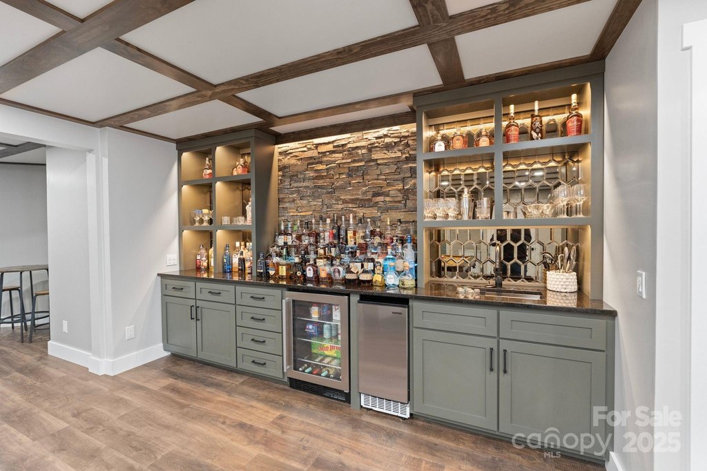 Granite Falls, North Carolina, 28630, United States, 4 Bedrooms Bedrooms, ,3.5 BathroomsBathrooms,Residential,Forsale,2007716