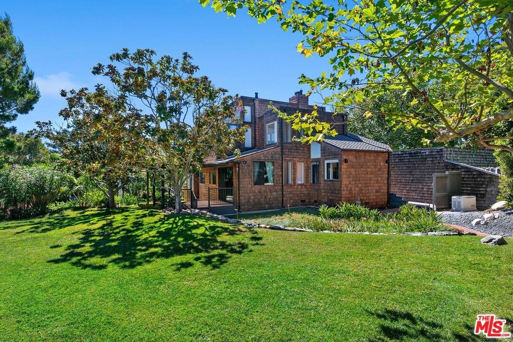 Malibu, California, 90265, United States, 3 Bedrooms Bedrooms, ,3 BathroomsBathrooms,Residential,Forsale,2001431