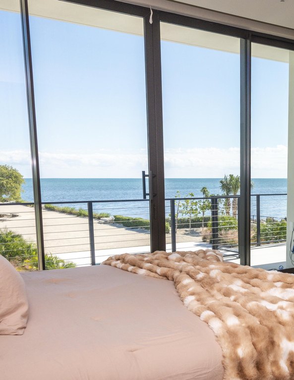 ISLAMORADA, Florida, 33036, United States, 5 Bedrooms Bedrooms, ,5.5 BathroomsBathrooms,Residential,Forsale,2011125