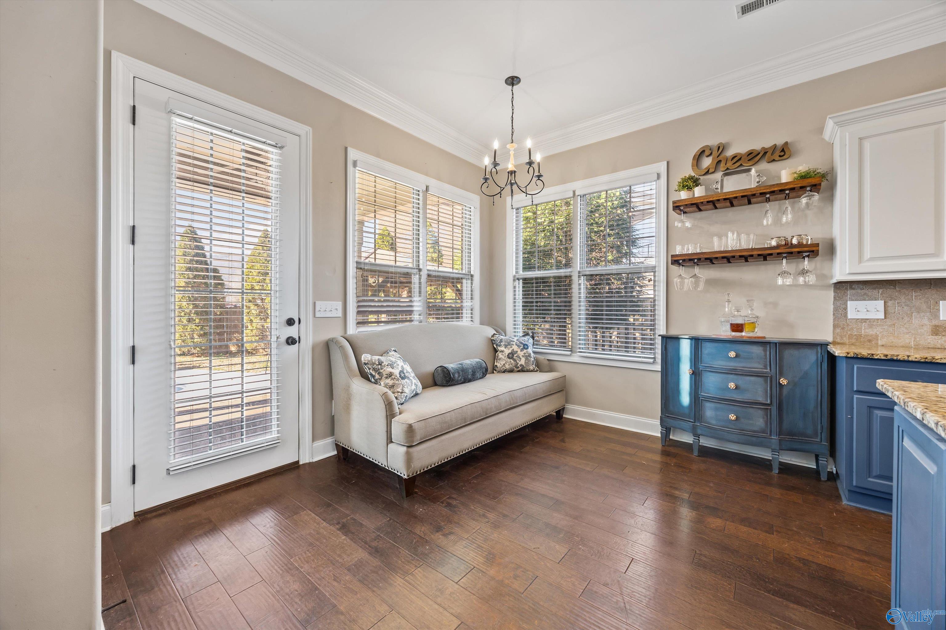 Owens Cross Roads, Alabama, 35763, United States, 5 Bedrooms Bedrooms, ,3.5 BathroomsBathrooms,Residential,Forsale,2007708