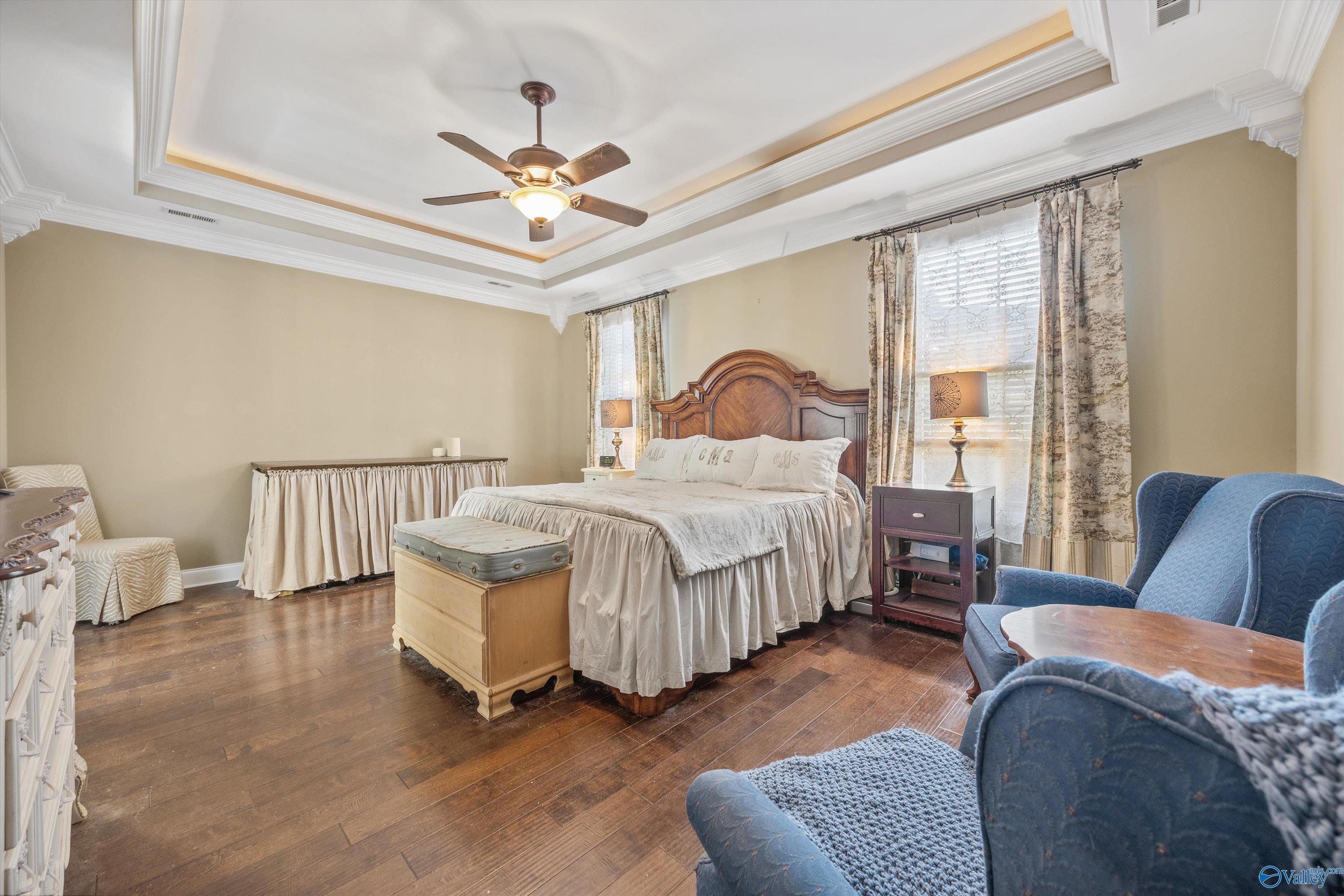 Owens Cross Roads, Alabama, 35763, United States, 5 Bedrooms Bedrooms, ,3.5 BathroomsBathrooms,Residential,Forsale,2007708