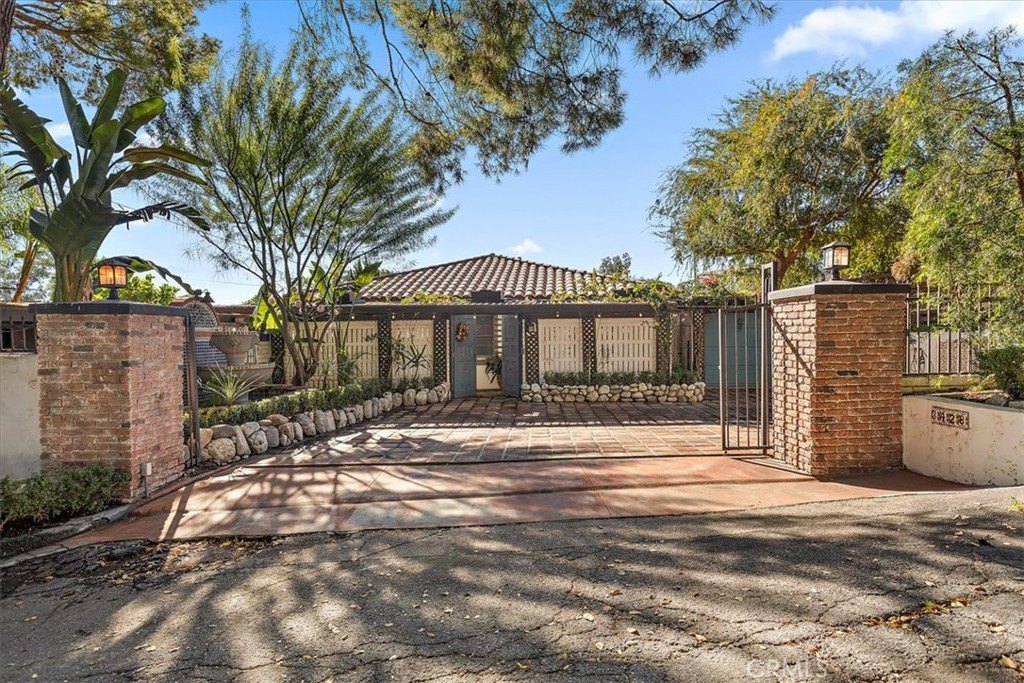 San Bernardino, California, 92405, United States, 4 Bedrooms Bedrooms, ,2 BathroomsBathrooms,Residential,Forsale,2007705