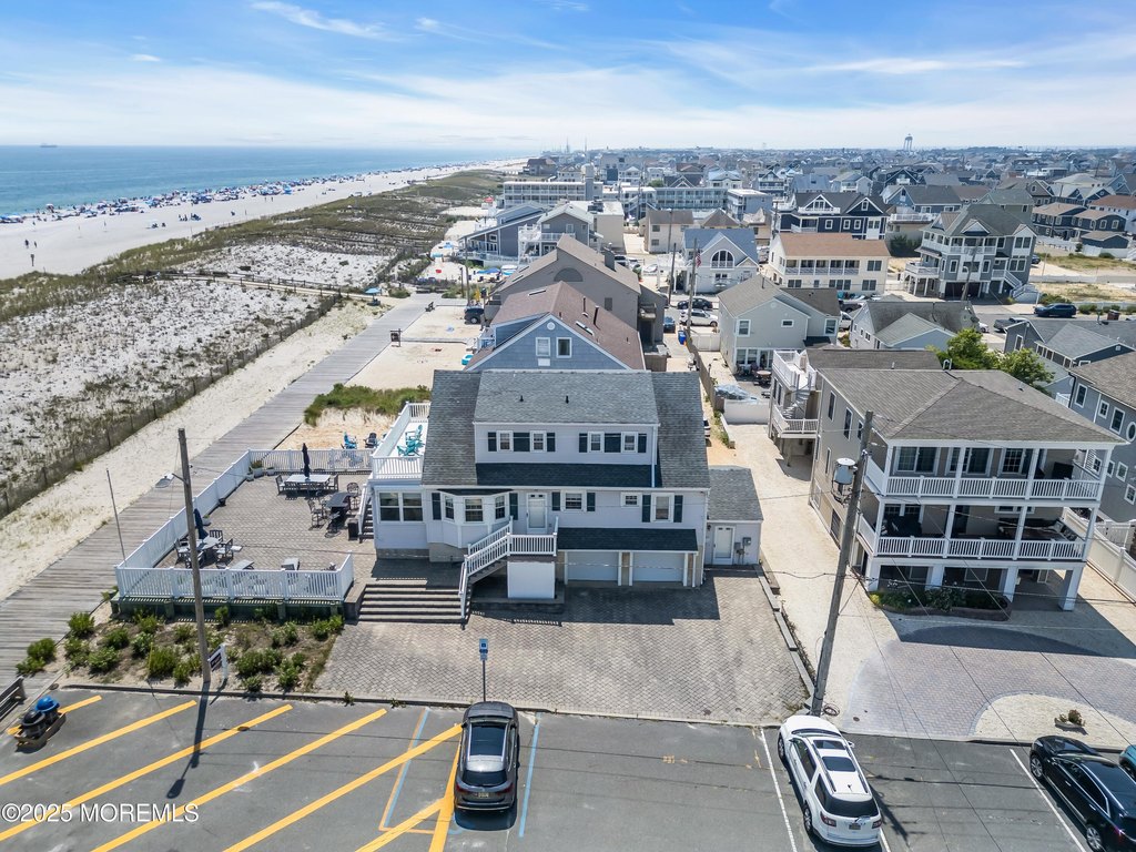 Lavallette, New Jersey, 08735, United States, 5 Bedrooms Bedrooms, ,4 BathroomsBathrooms,Residential,Forsale,1922693