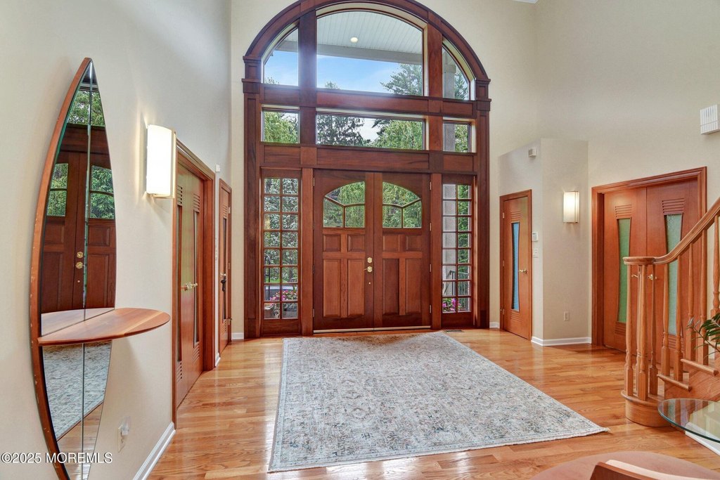 Holmdel, New Jersey, 07733, United States, 5 Bedrooms Bedrooms, ,6.5 BathroomsBathrooms,Residential,Forsale,2012947