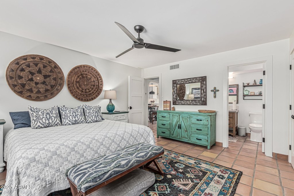 Scottsdale, Arizona, 85251, United States, 3 Bedrooms Bedrooms, ,3 BathroomsBathrooms,Residential,Forsale,2009188