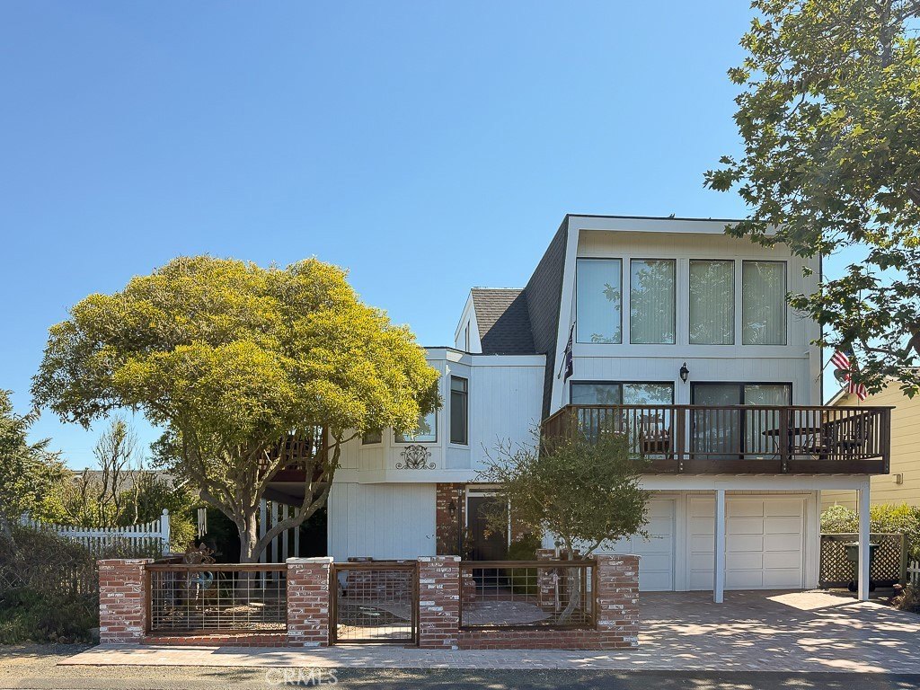 Cambria, California, 93428, United States, 3 Bedrooms Bedrooms, ,2.5 BathroomsBathrooms,Residential,Forsale,1967192