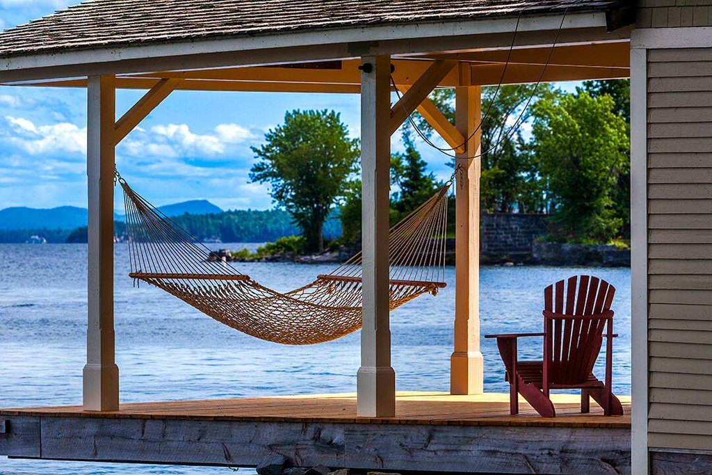 Essex, New York, 12936, United States, 6 Bedrooms Bedrooms, ,5.5 BathroomsBathrooms,Residential,Forsale,1999411