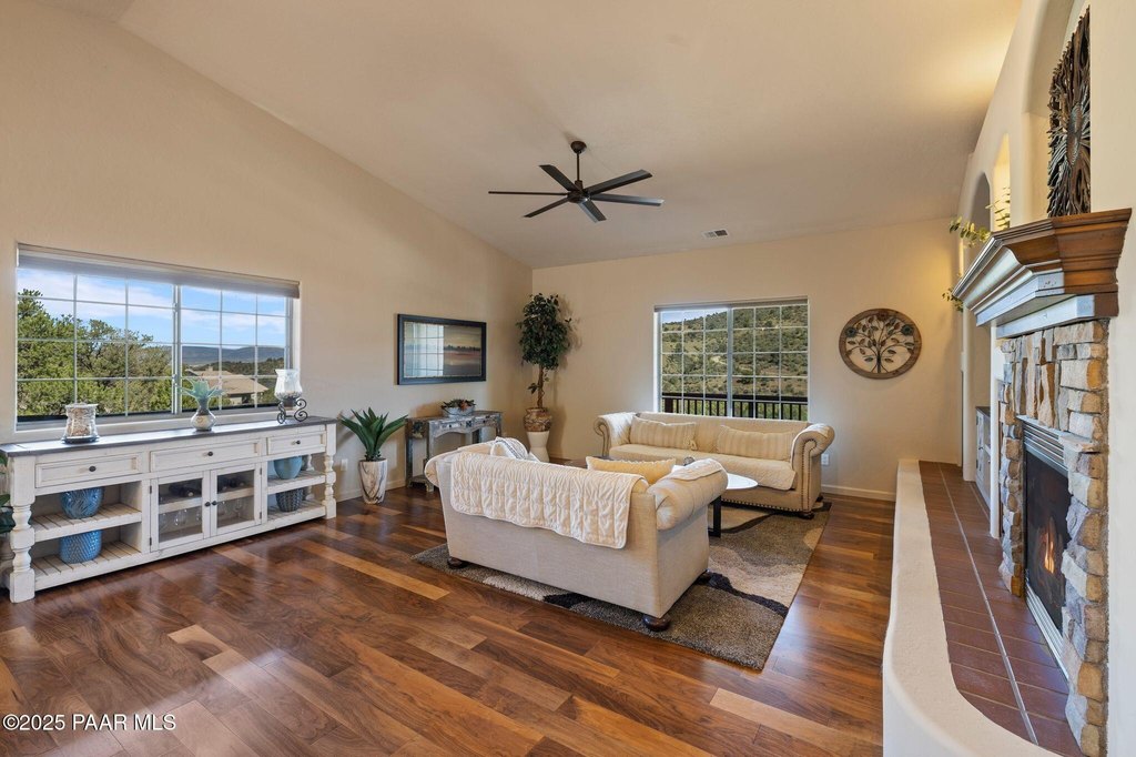 Prescott, Arizona, 86303, United States, 4 Bedrooms Bedrooms, ,3 BathroomsBathrooms,Residential,Forsale,1994057