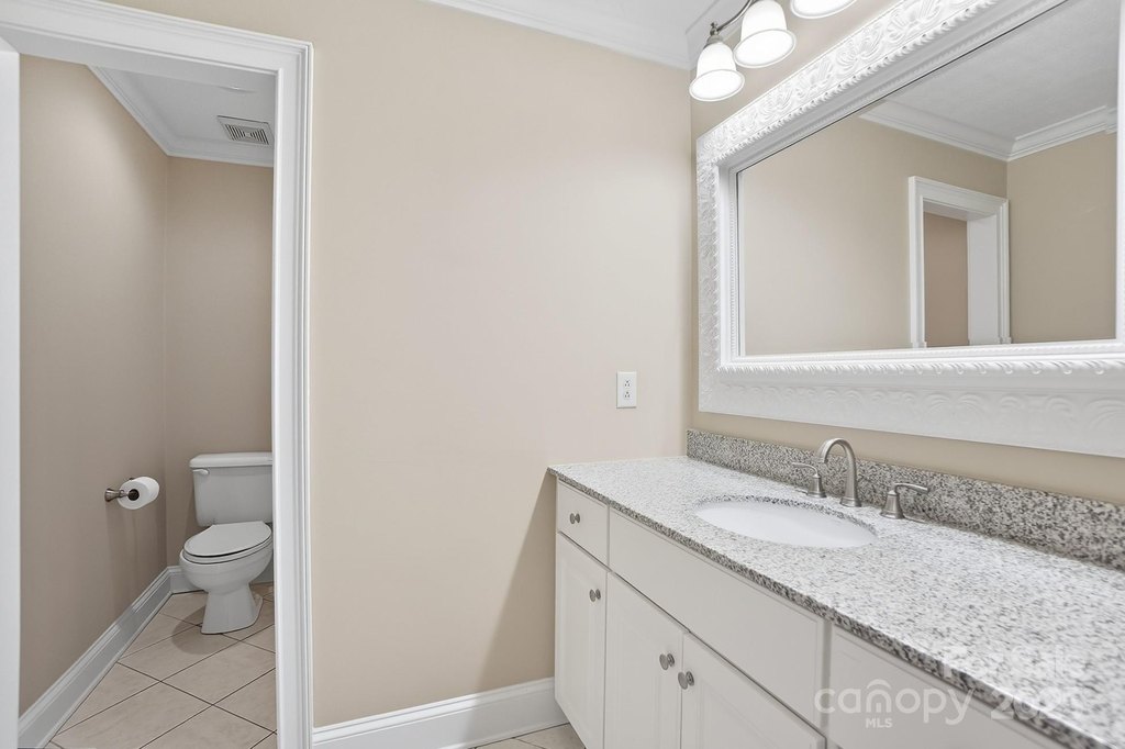 Belmont, North Carolina, 28012, United States, 3 Bedrooms Bedrooms, ,3.5 BathroomsBathrooms,Residential,Forsale,1985974