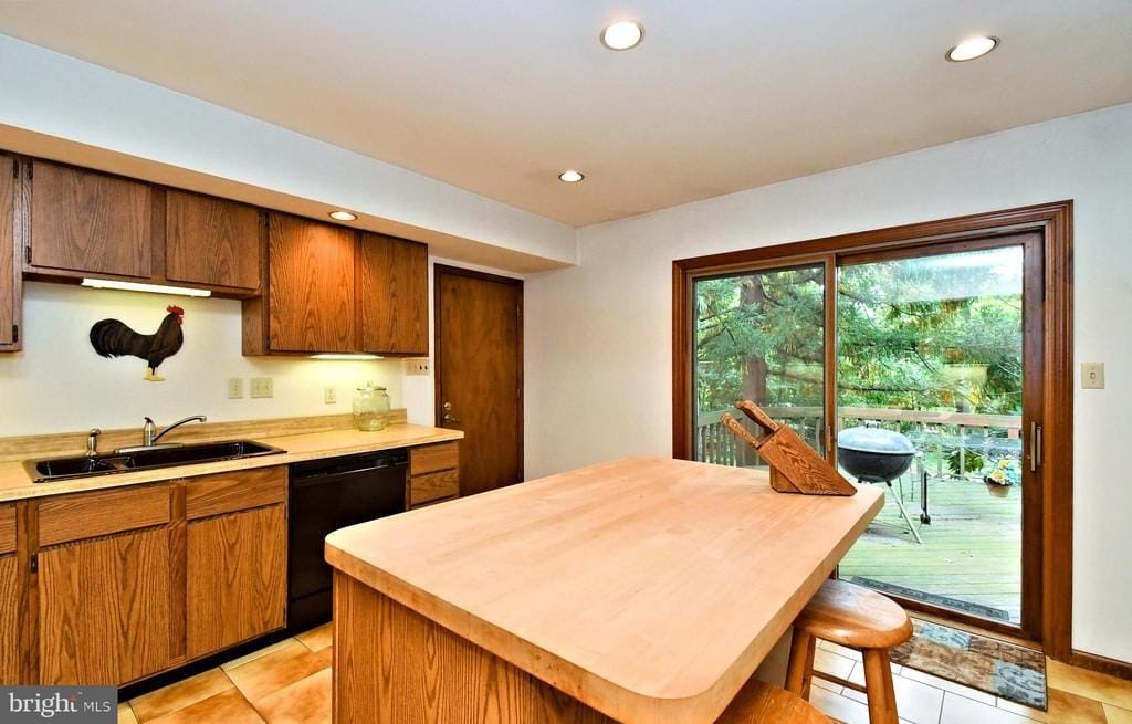 DOYLESTOWN, Pennsylvania, 18901, United States, 4 Bedrooms Bedrooms, ,3 BathroomsBathrooms,Residential,Forsale,1973388