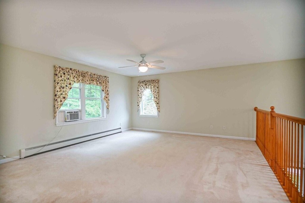 York, Maine, 03909, United States, 2 Bedrooms Bedrooms, ,2 BathroomsBathrooms,Residential,Forsale,1941227