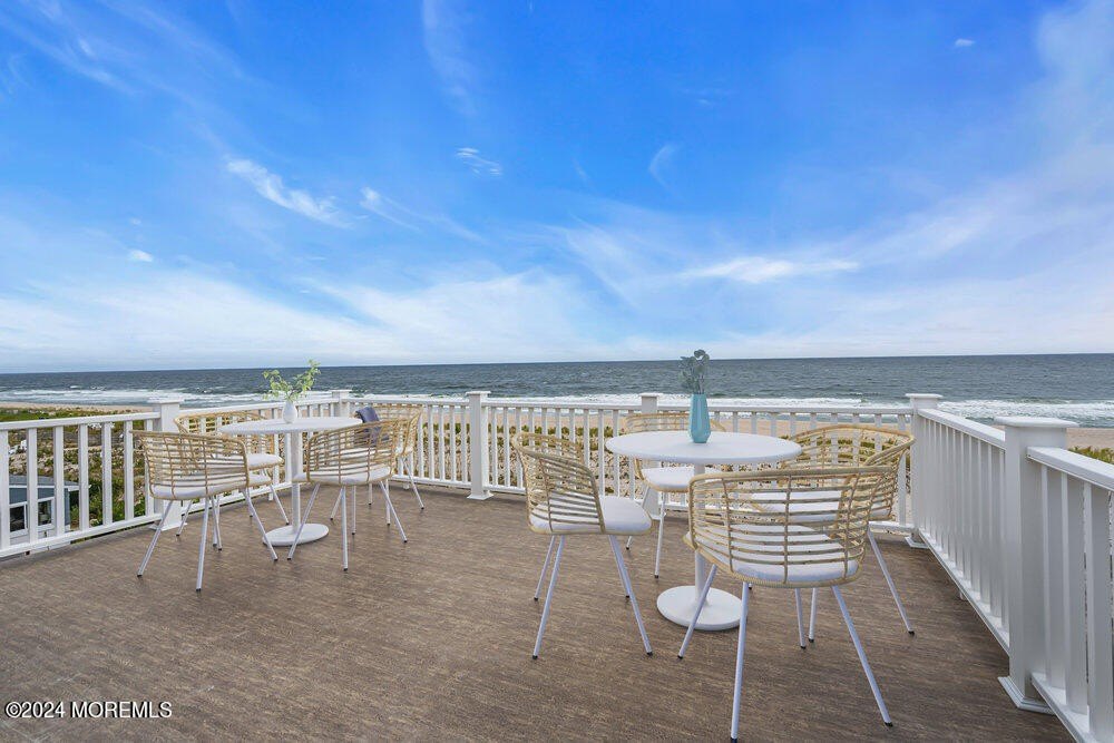 Mantoloking, New Jersey, 08738, United States, 9 Bedrooms Bedrooms, ,9.5 BathroomsBathrooms,Residential,Forsale,2008944