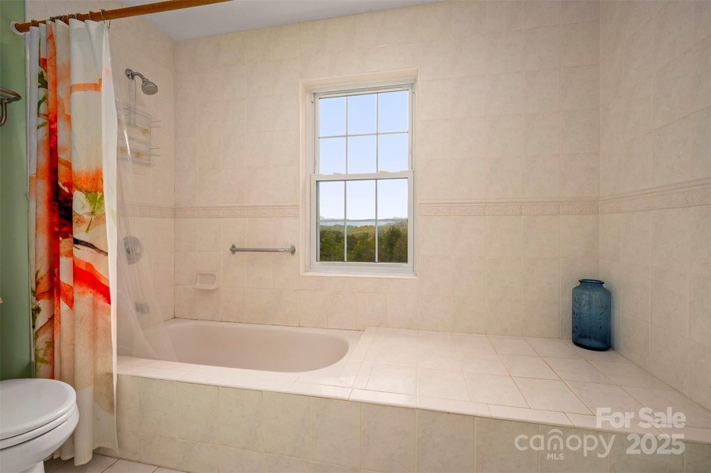 Rutherfordton, North Carolina, 28139, United States, 3 Bedrooms Bedrooms, ,2.5 BathroomsBathrooms,Residential,Forsale,1985989