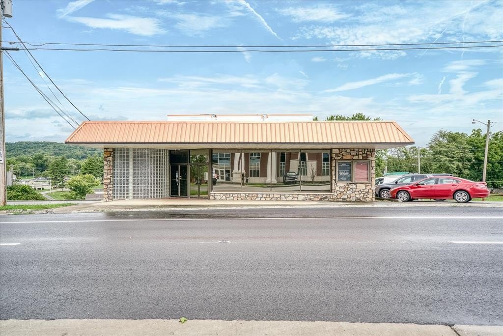 Livingston, Tennessee, 38570, United States, ,Residential,Forsale,1968521