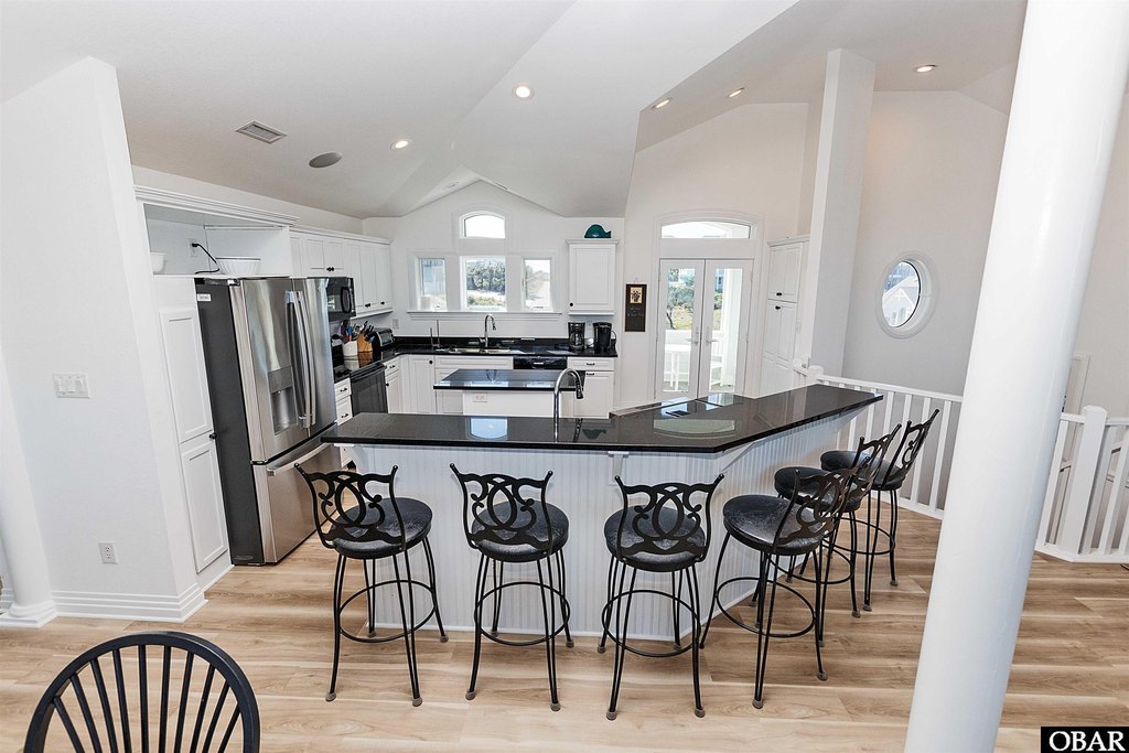 Duck, North Carolina, 27949, United States, 8 Bedrooms Bedrooms, ,7.5 BathroomsBathrooms,Residential,Forsale,1993781