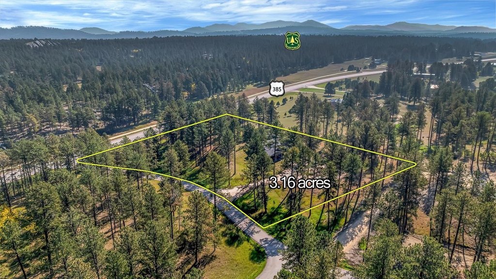 Custer, South Dakota, 57730, United States, 2 Bedrooms Bedrooms, ,2 BathroomsBathrooms,Residential,Forsale,1962260