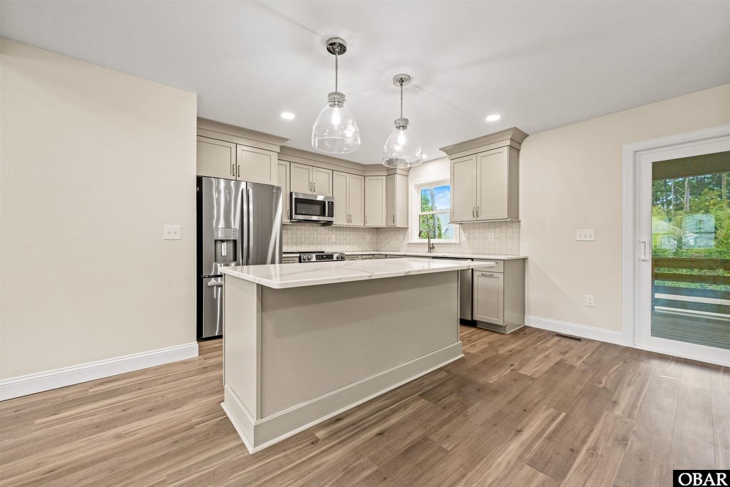 Manteo, North Carolina, 27954, United States, 3 Bedrooms Bedrooms, ,2.5 BathroomsBathrooms,Residential,Forsale,2008062