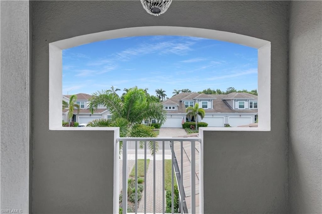 NAPLES, Florida, 34112, United States, 2 Bedrooms Bedrooms, ,2 BathroomsBathrooms,Residential,Forsale,1971923