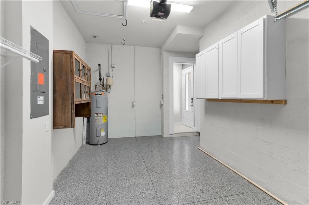 NAPLES, Florida, 34112, United States, 2 Bedrooms Bedrooms, ,2 BathroomsBathrooms,Residential,Forsale,1971923