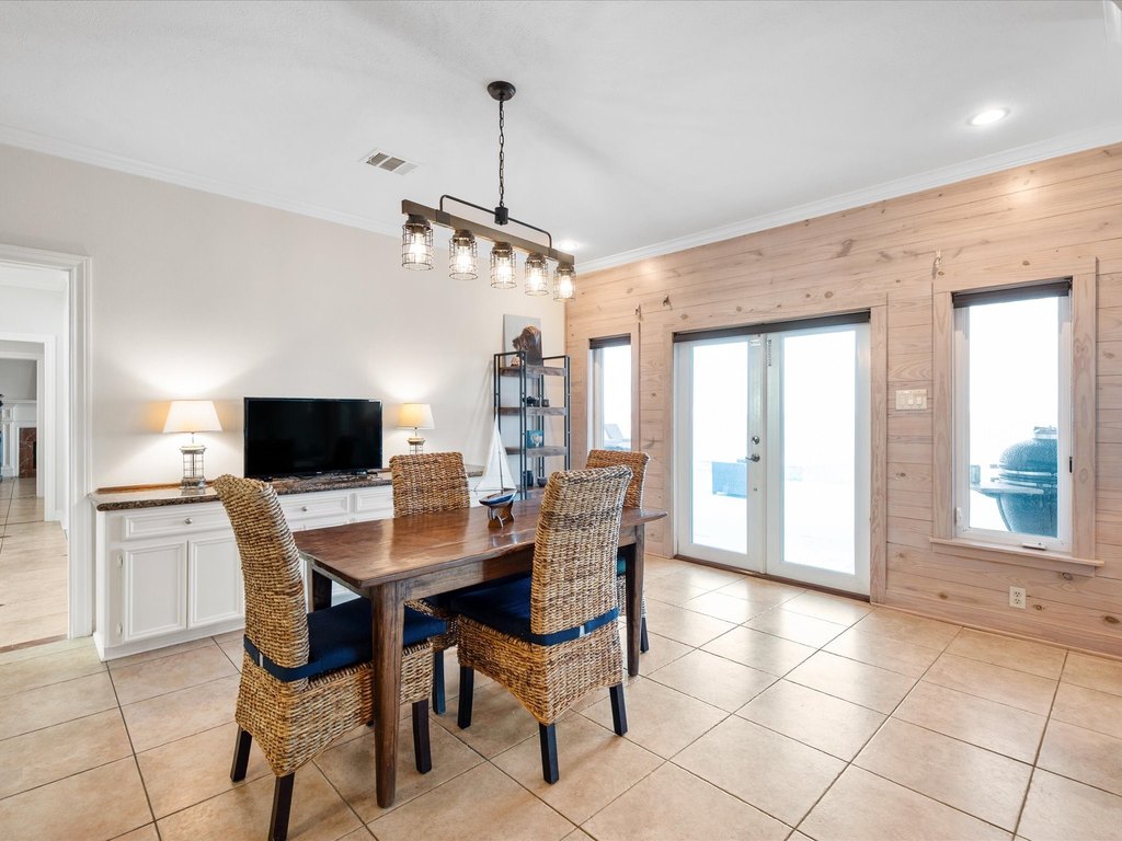 La Porte, Texas, 77571, United States, 4 Bedrooms Bedrooms, ,3.5 BathroomsBathrooms,Residential,Forsale,1973422