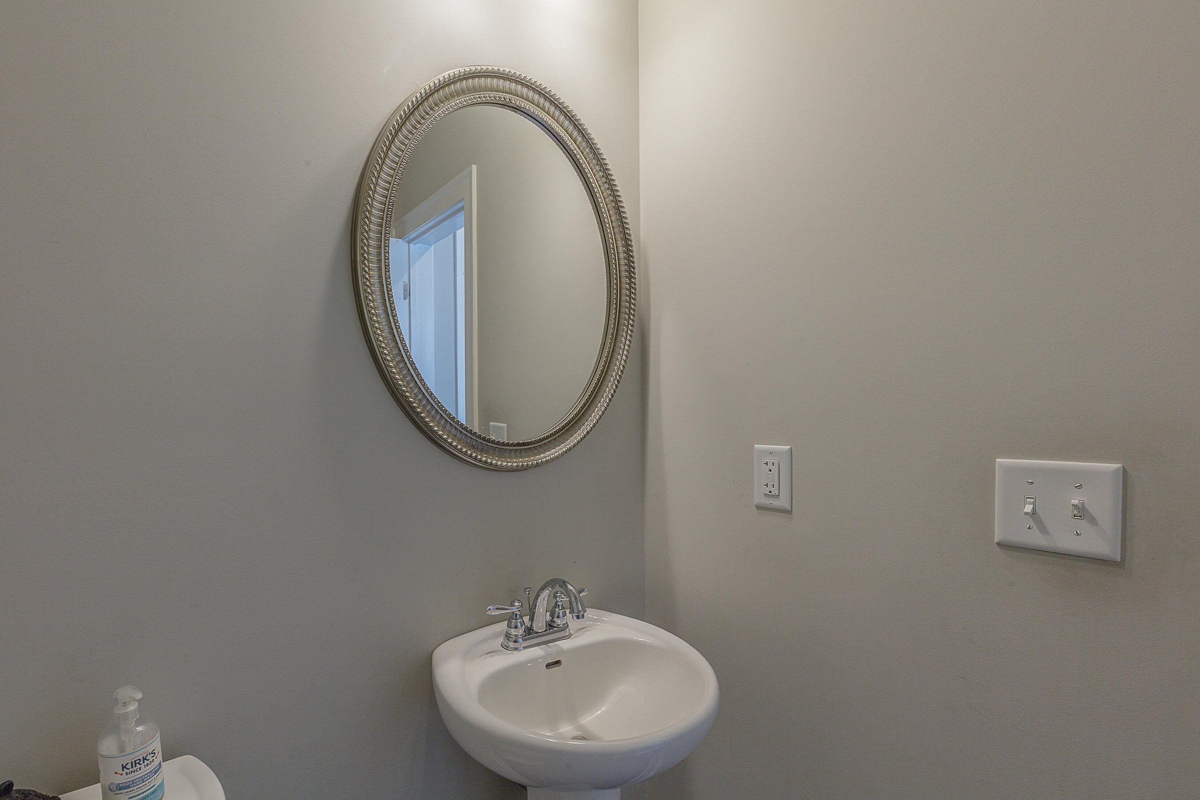 Hixson, Tennessee, 37343, United States, 4 Bedrooms Bedrooms, ,2 BathroomsBathrooms,Residential,Forsale,1963591