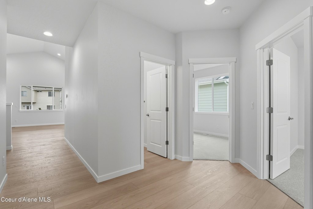 Coeur d'Alene, Idaho, 83815, United States, 4 Bedrooms Bedrooms, ,3 BathroomsBathrooms,Residential,Forsale,1984592