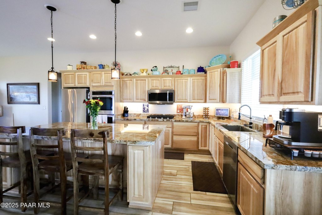 Prescott Valley, Arizona, 86315, United States, 4 Bedrooms Bedrooms, ,3 BathroomsBathrooms,Residential,Forsale,1994062