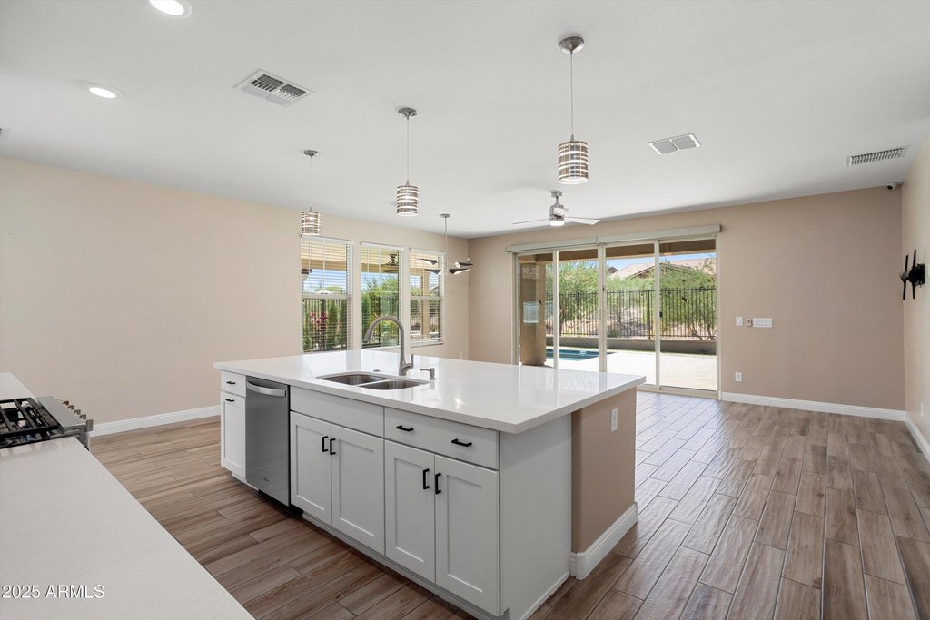 Buckeye, Arizona, 85396, United States, 2 Bedrooms Bedrooms, ,3 BathroomsBathrooms,Residential,Forsale,1971054