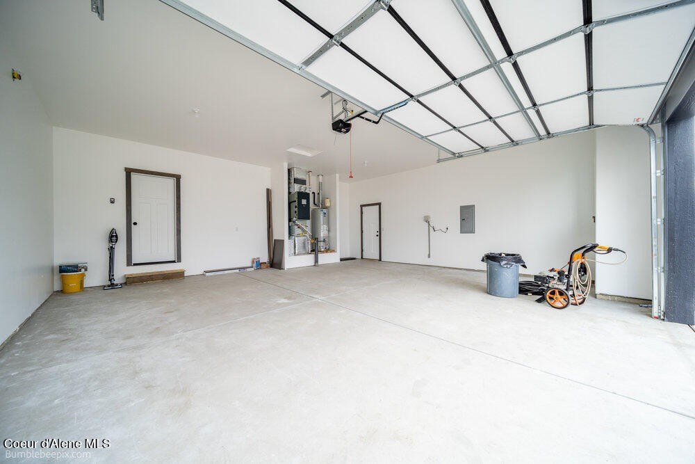 Post Falls, Idaho, 83854, United States, 4 Bedrooms Bedrooms, ,2.5 BathroomsBathrooms,Residential,Forsale,1984590