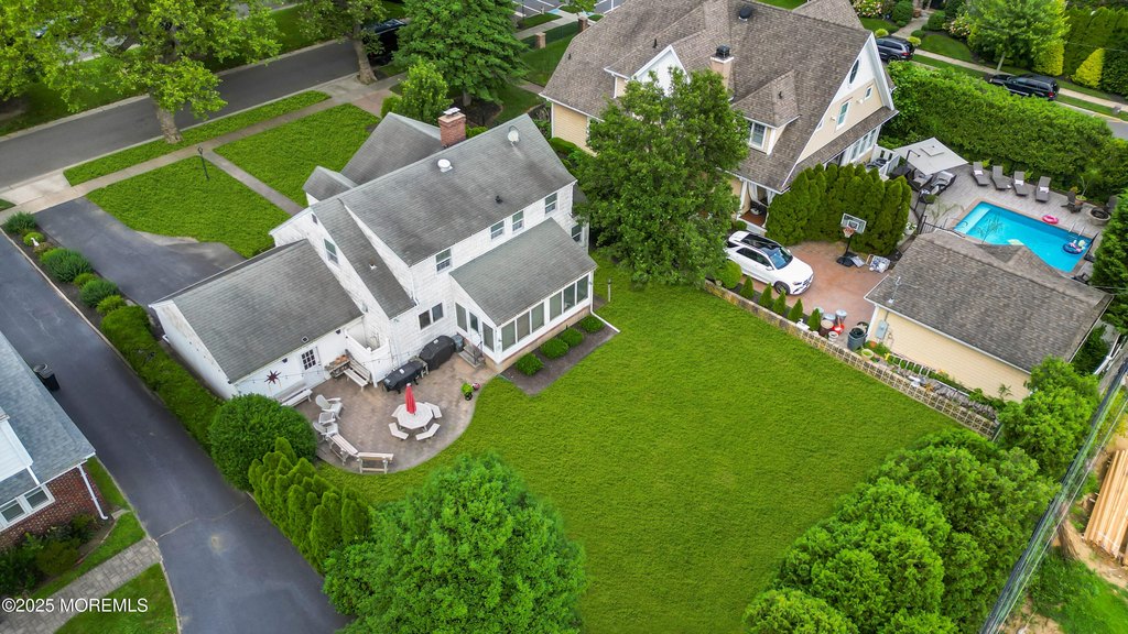 Sea Girt, New Jersey, 08750, United States, 4 Bedrooms Bedrooms, ,2 BathroomsBathrooms,Residential,Forsale,1984576