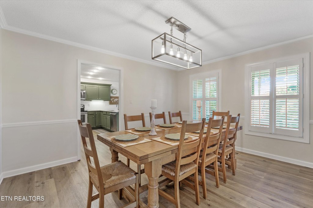 Maryville, Tennessee, 37803, United States, 3 Bedrooms Bedrooms, ,2 BathroomsBathrooms,Residential,Forsale,1952843