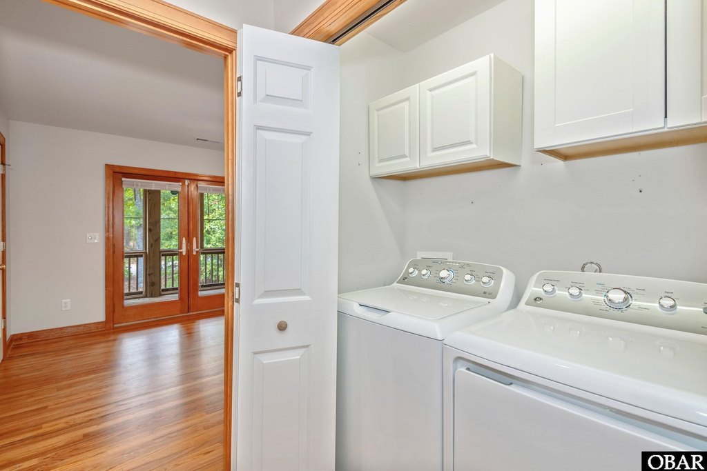 Kill Devil Hills, North Carolina, 27948, United States, 3 Bedrooms Bedrooms, ,3 BathroomsBathrooms,Residential,Forsale,1993772