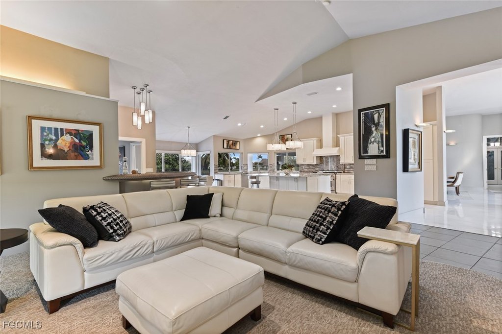 Fort Myers, Florida, 33912, United States, 3 Bedrooms Bedrooms, ,4.5 BathroomsBathrooms,Residential,Forsale,1971958