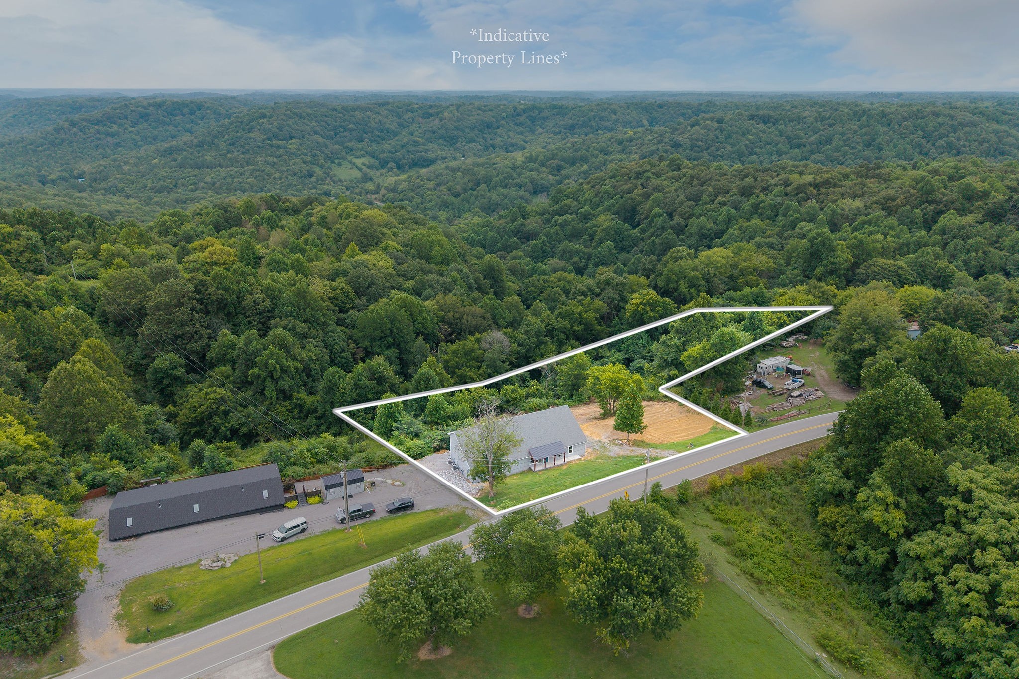 Dowelltown, Tennessee, 37059, United States, 4 Bedrooms Bedrooms, ,3 BathroomsBathrooms,Residential,Forsale,1999477