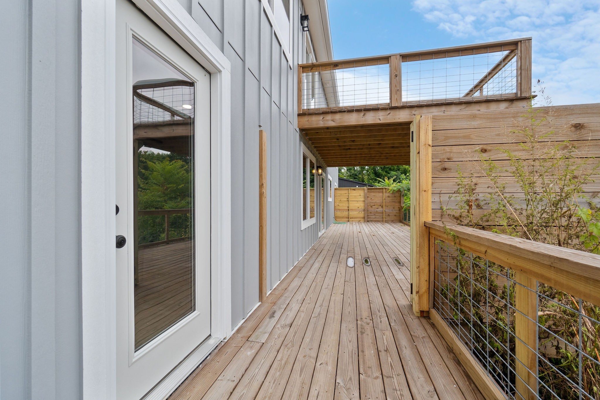 Dowelltown, Tennessee, 37059, United States, 4 Bedrooms Bedrooms, ,3 BathroomsBathrooms,Residential,Forsale,1999477