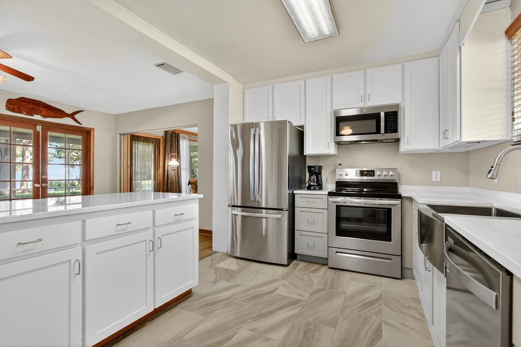 Crescent City, Florida, 32112, United States, 5 Bedrooms Bedrooms, ,3 BathroomsBathrooms,Residential,Forsale,2004868