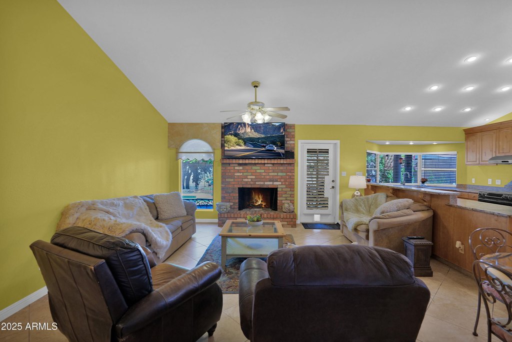 Mesa, Arizona, 85210, United States, 4 Bedrooms Bedrooms, ,2 BathroomsBathrooms,Residential,Forsale,2004919