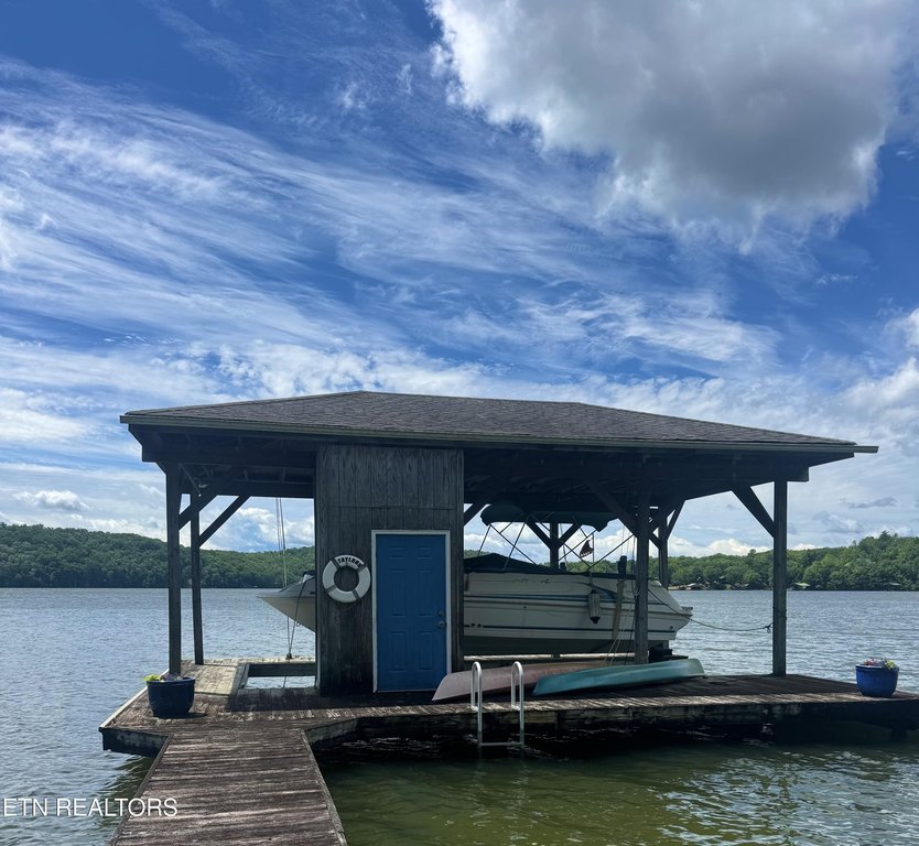 Rockwood, Tennessee, 37854, United States, 3 Bedrooms Bedrooms, ,1 BathroomBathrooms,Residential,Forsale,1893804