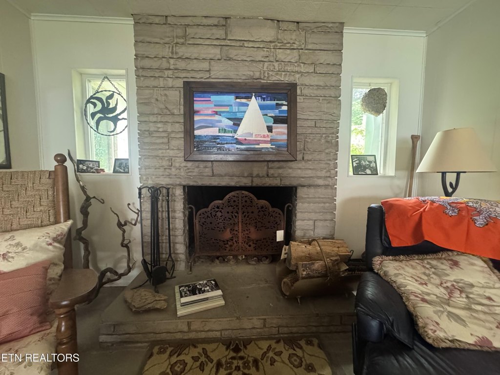 Rockwood, Tennessee, 37854, United States, 3 Bedrooms Bedrooms, ,1 BathroomBathrooms,Residential,Forsale,1893804