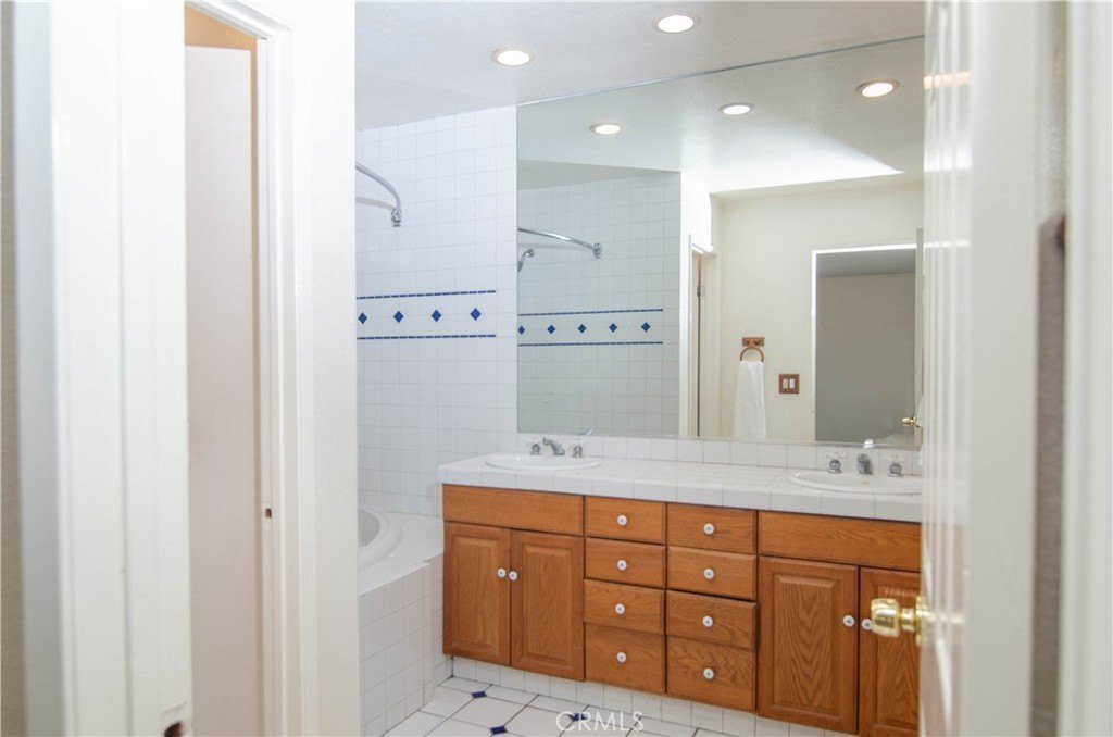 Canyon Country, California, 91387, United States, 3 Bedrooms Bedrooms, ,2.5 BathroomsBathrooms,Residential,Forsale,1893831