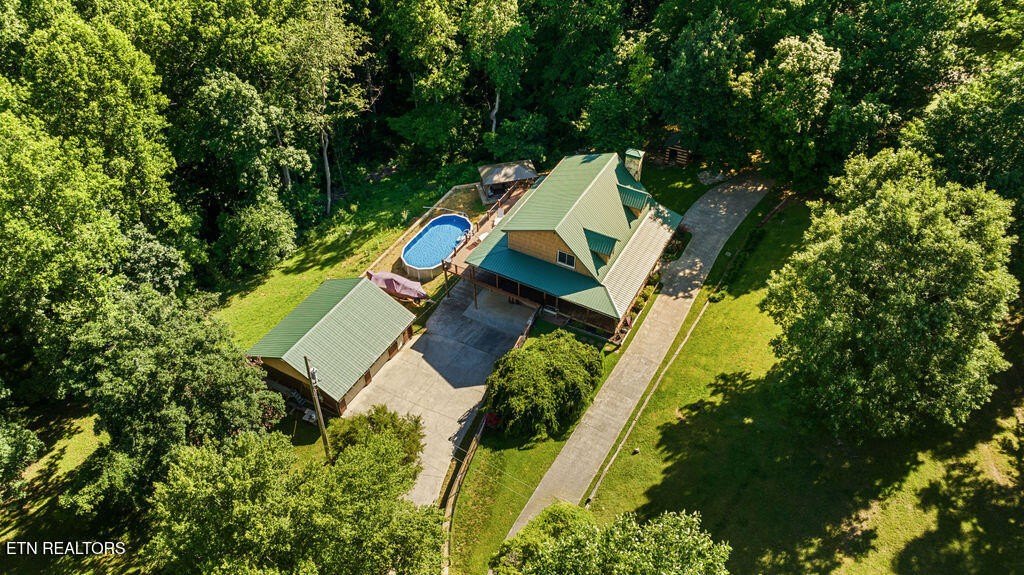 Lenoir City, Tennessee, 37771, United States, 4 Bedrooms Bedrooms, ,3.5 BathroomsBathrooms,Residential,Forsale,1960213