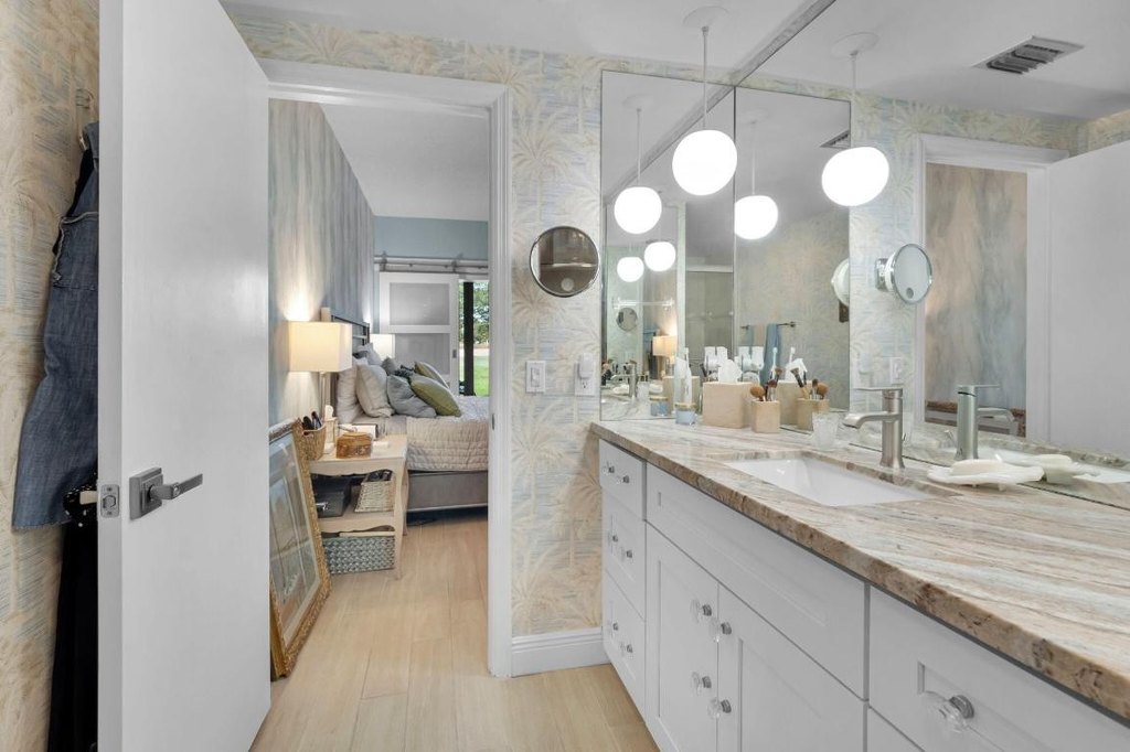 Delray Beach, Florida, 33445, United States, 2 Bedrooms Bedrooms, ,2 BathroomsBathrooms,Residential,Forsale,2009914